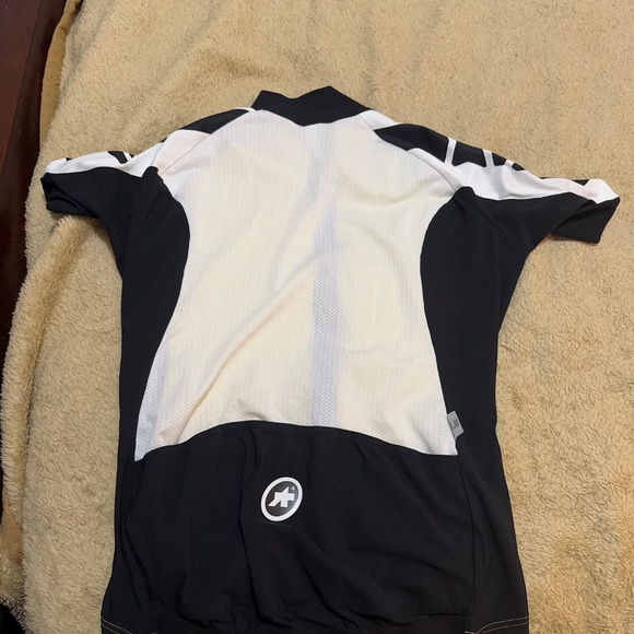 Assos women’s (I think) large bike jersey - Picture 2 of 10